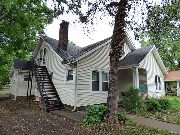 2nd image of 807 E Burton St APT 3