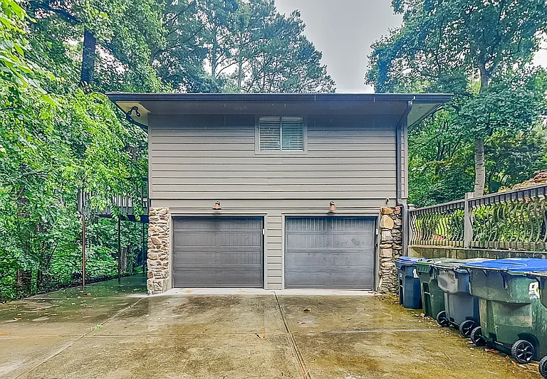 4623 Huntridge Dr NE — Photo 25