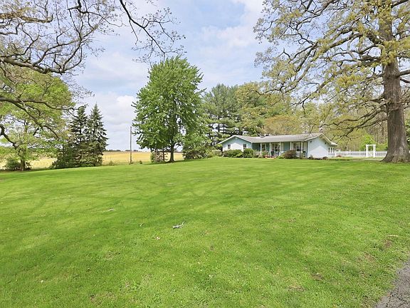 5th image of 1569 Lawrence Rd