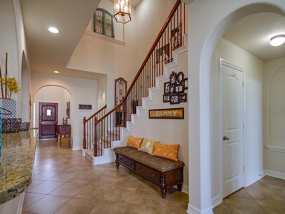 3rd image of 9983 Willow Falls Ln