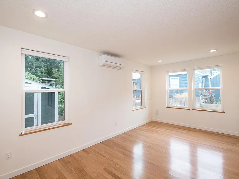 8604 NE Beech St #B — Photo 10