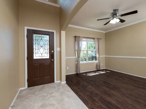 9021 Redford Rd, Aubrey, TX 76227