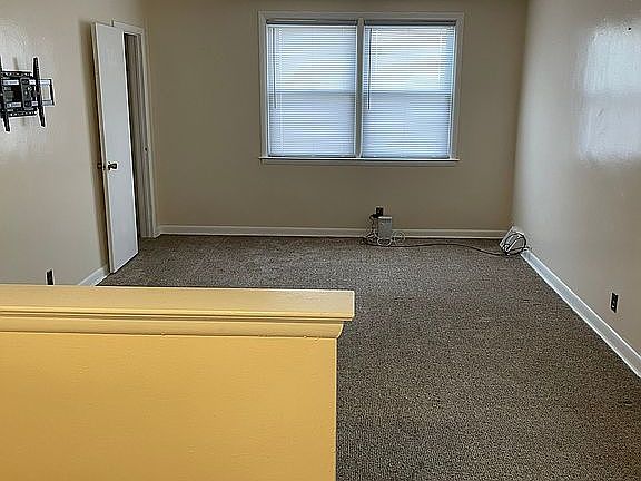 5th image of 1744 Solly Ave
