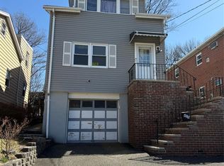 420 7th St, Fairview, NJ 07022