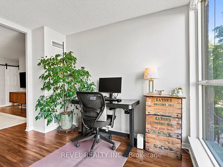 20 Southport St #302 — Photo 11