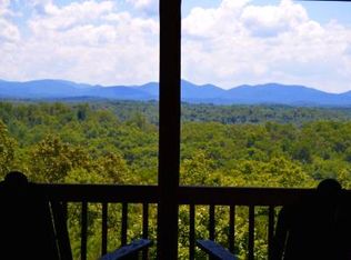 123 Logan Dr, Mineral Bluff, GA 30559