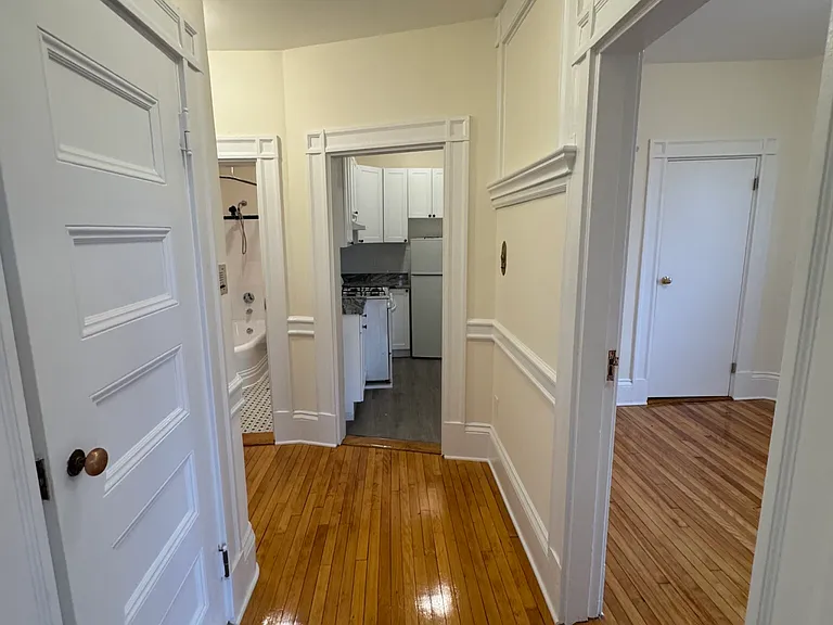 2 Ware St #202 — Photo 10