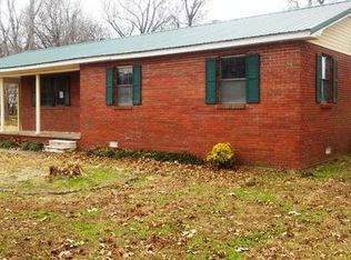 305 W Jobe Dr, Bertrand, MO 63823