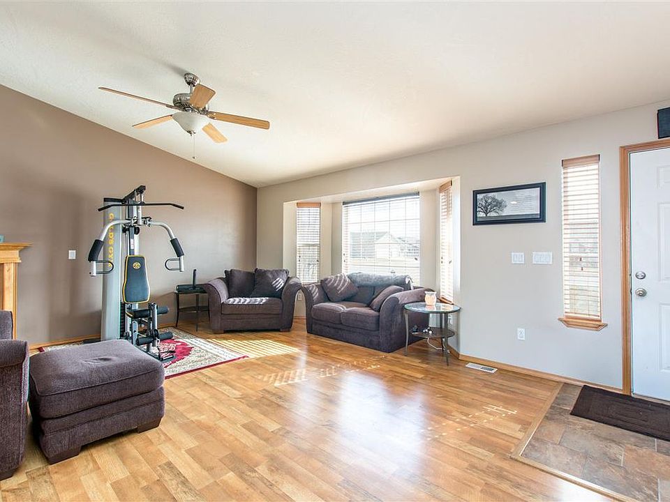 1st image of 8411 Queensbury Dr