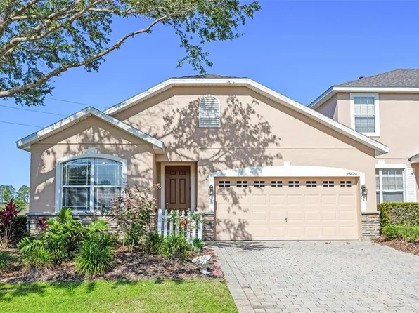 23820 Sardinia Dr, Sorrento, FL 32776
