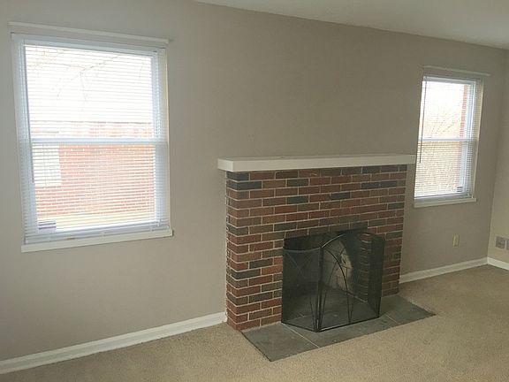 2nd image of 4531 Belvedere Ln