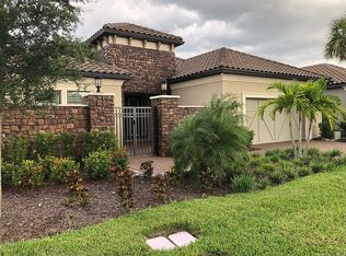8720 Mangilli Rd, Sarasota, FL 34238