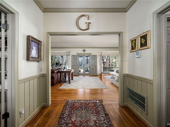 5th image of 1016 Indian Hills Dr