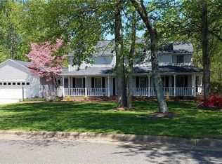 2220 Fairways Dr, Cherryville, NC 28021