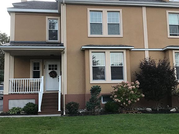 Townhouse exterior (22 left side)