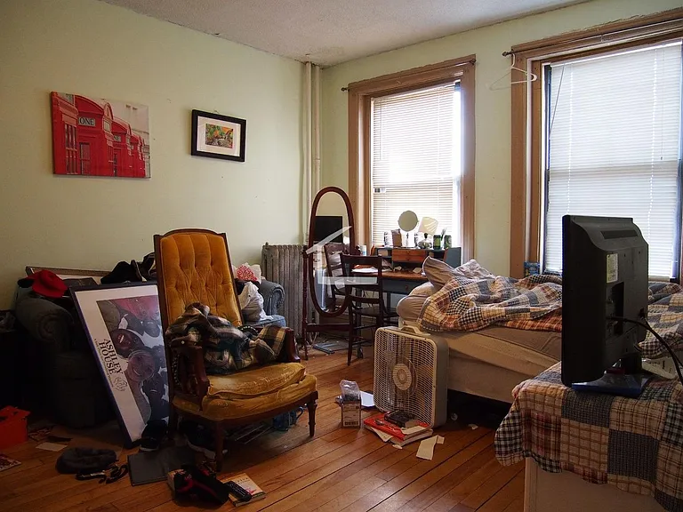 314 Saint Paul St #4 — Photo 8