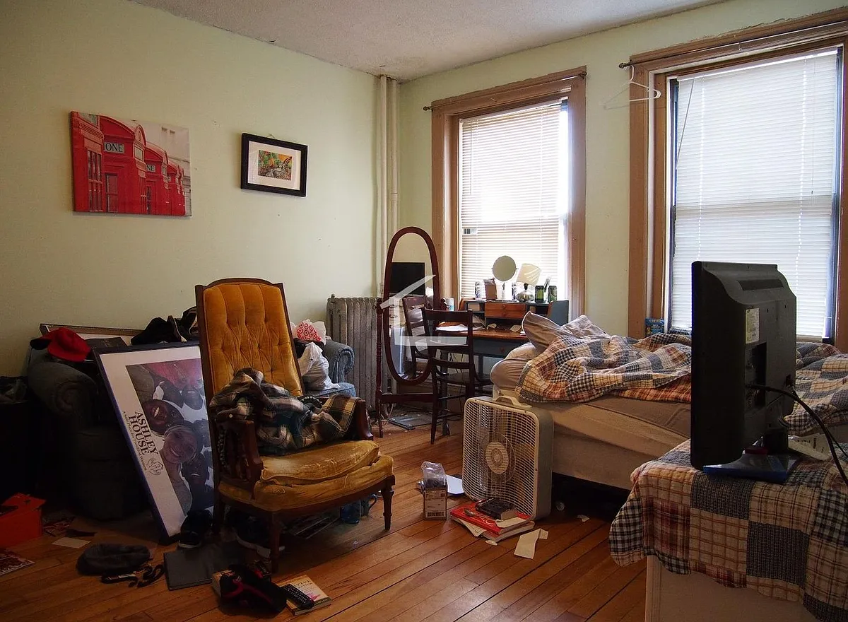 Building Photo - 14 Glenville Ave #4