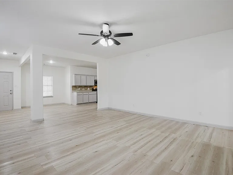 6627 Stonecross Creek Ln — Photo 17