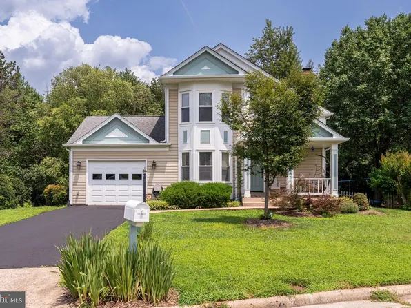 13506 Huntsfield Ct, Herndon, VA 20171
