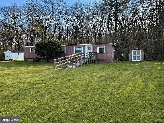 3rd image of 10821 Toddville Rd