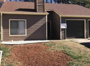 1600 Burnstone Dr, Stone Mountain, GA 30088