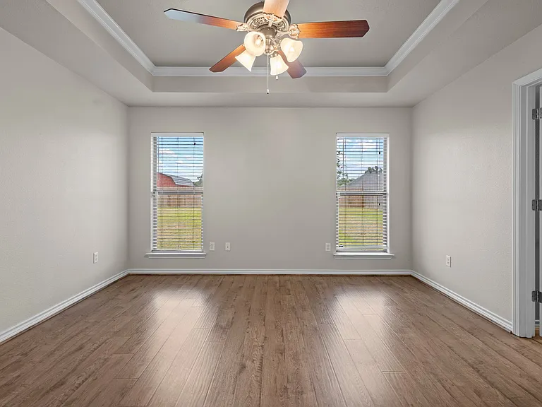 5470 Westmeadow Ln — Photo 11
