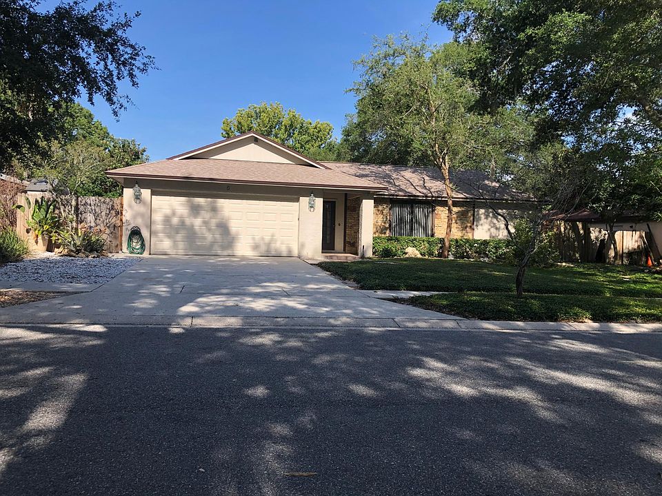 1st image of 5 Orangewood Ct