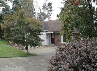 92 Hamill Rd, Huntington, WV 25701