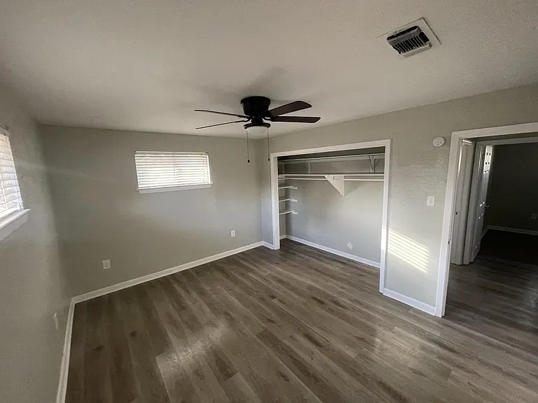 6865 Saint Francis Ave — Photo 10