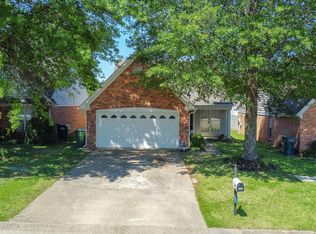 5459 Bradley Ln, Southaven, MS 38671