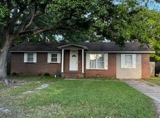 3220 Argentina St, Pascagoula, MS 39581