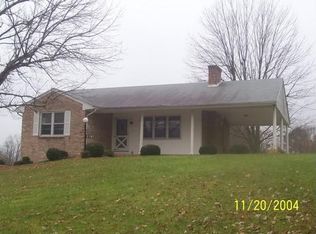 2167 Feather Rd, Vinton, VA 24179
