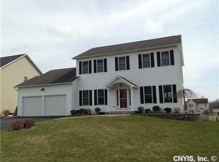 1111 Cornflower Way N, East Syracuse, NY 13057