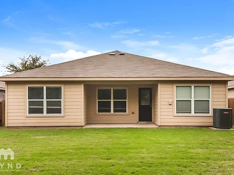 1014 Cottonwood Trl — Photo 15
