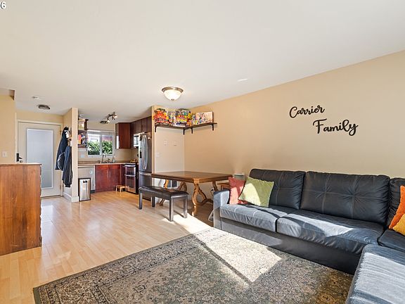 5th image of 1706 Avalon Way Unit 28