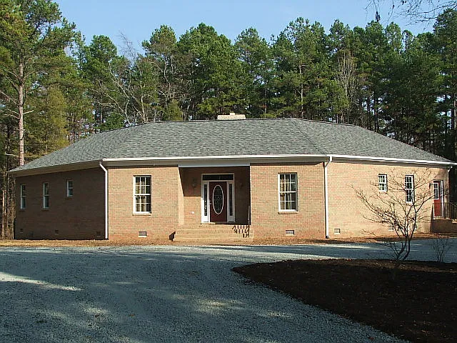 3 bed, 2.0 bath, $2,000 — Photo 1