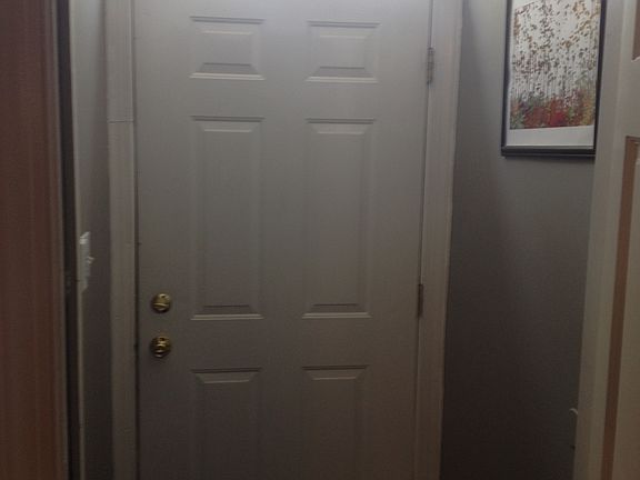 2nd image of 1836 Vineyard St