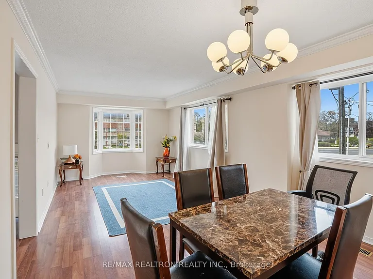 2 Eli Shackleton Ct — Photo 8