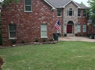 21 Village Grove Rd, Little Rock, AR 72211