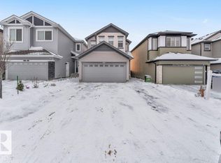 1322 16a St NW, Edmonton, AB T6T2S4