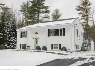 25 Mayflower Way, Winthrop, ME 04364