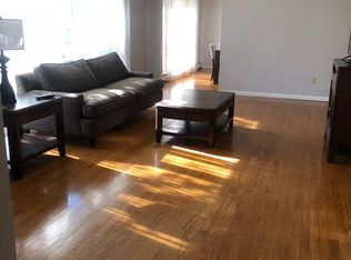 3 Fairway Dr, Danbury, CT 06811