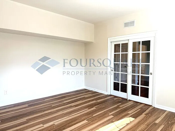 1016 Hildebran Ln — Photo 15
