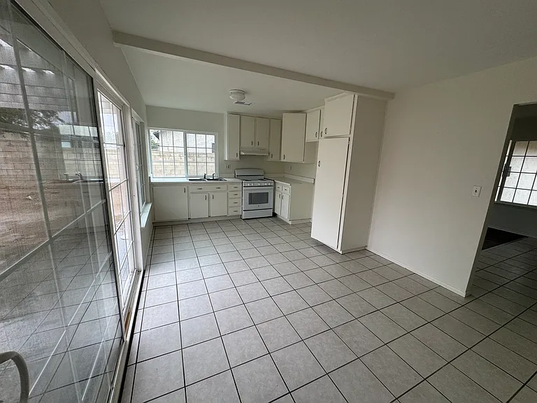 3734 W Avenue K10 — Photo 7