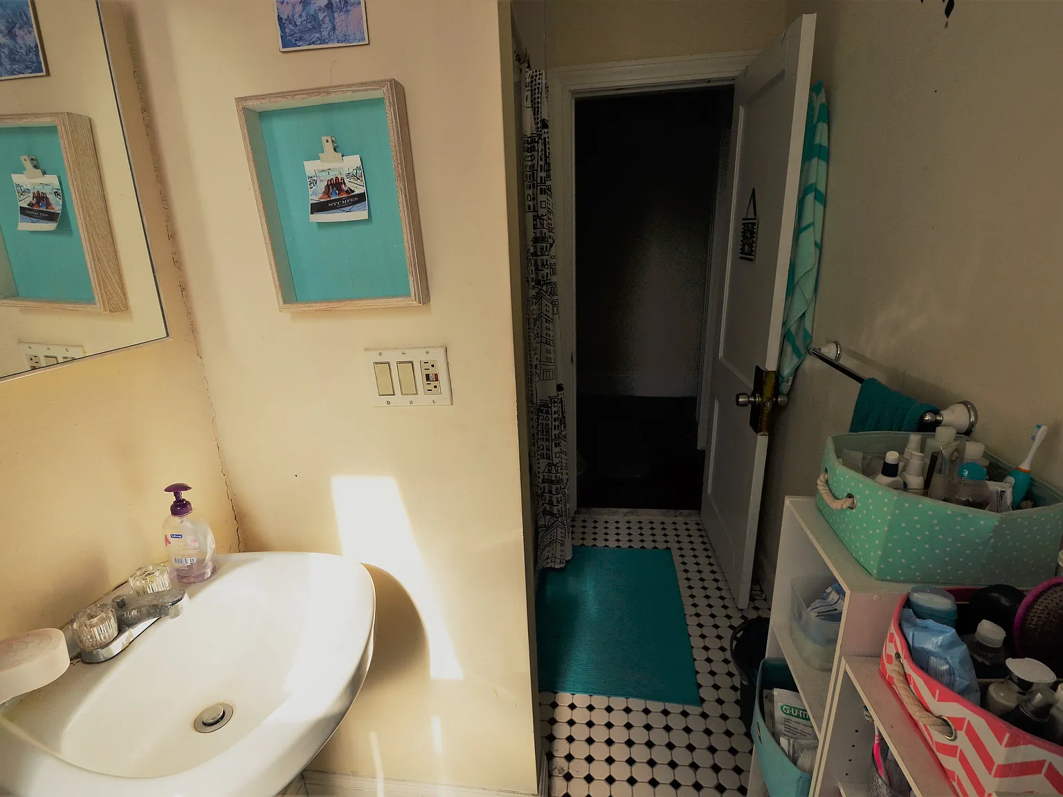 3 bed, 999 sqft, $5,300 — Photo 3