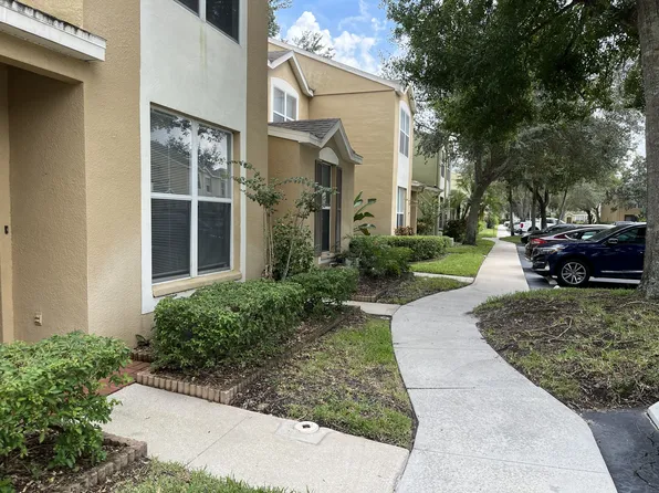 6507 Osprey Lake Cir, Riverview, FL 33578