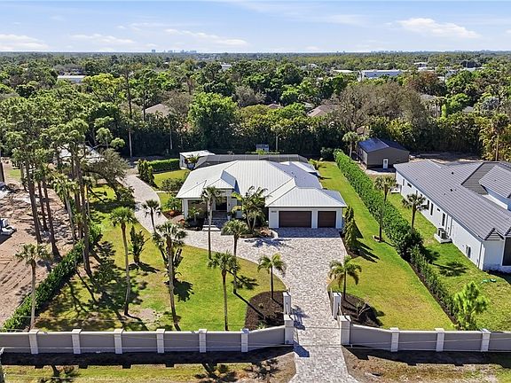 3rd image of 5600 Briarcliff Rd