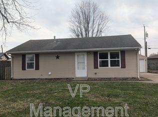 6904 N Pine St, Davenport, IA