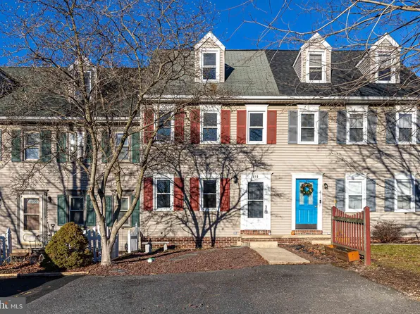 819 Oak St, Denver, PA 17517