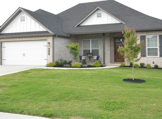 941 Budrio Ave, Tontitown, AR 72762